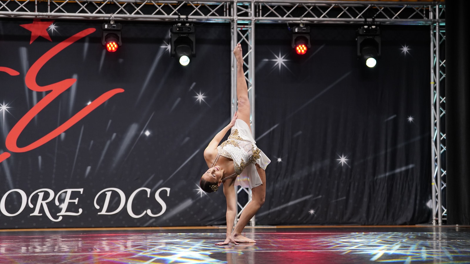 CaRu Entertainment solo dancer backbend at Encore DCS